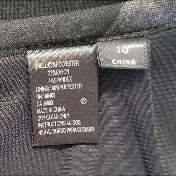 Tahari Arthur S. Levine Black and Gray Stripe Lined Pencil Skirt - Picture 4 of 12